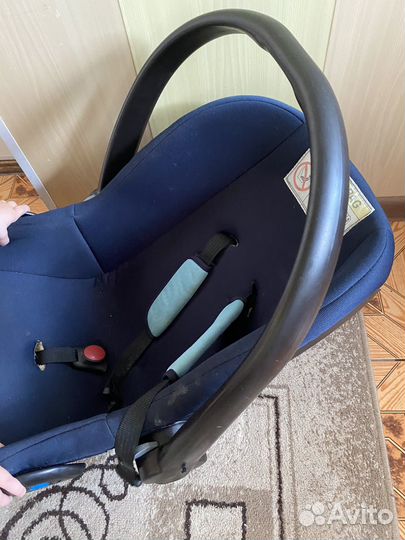 Автомобильная люлька,автокресло