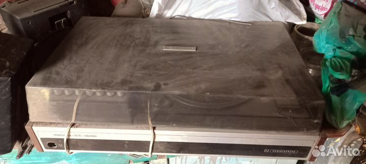 Виниловый проигрыватель