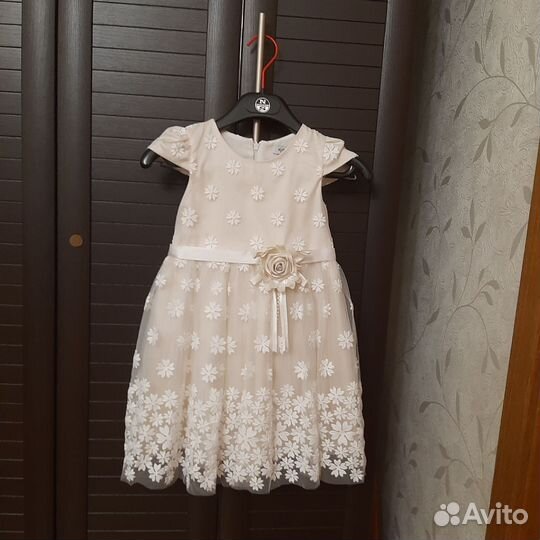Нарядное платье для девочки