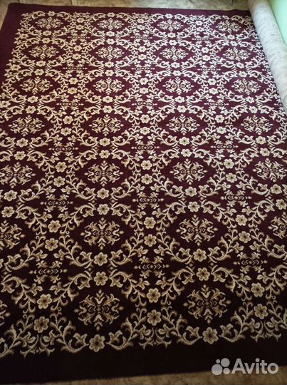 Палас шерстяной