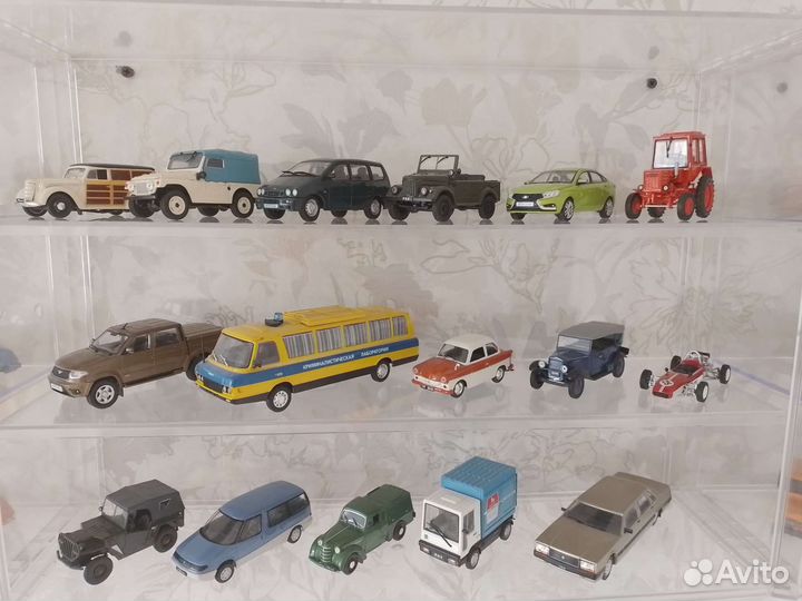 Модель Deagostini 1/43