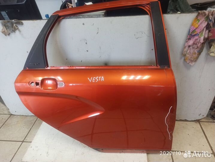 Дверь задняя правая LADA vesta cross