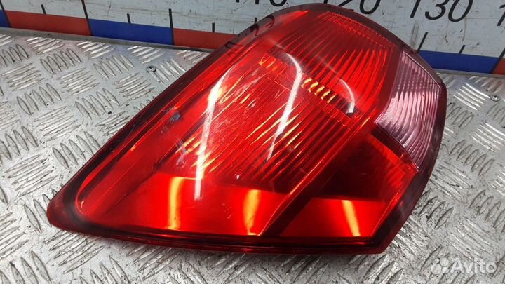 Фонарь задний левый Nissan Qashqai 2007