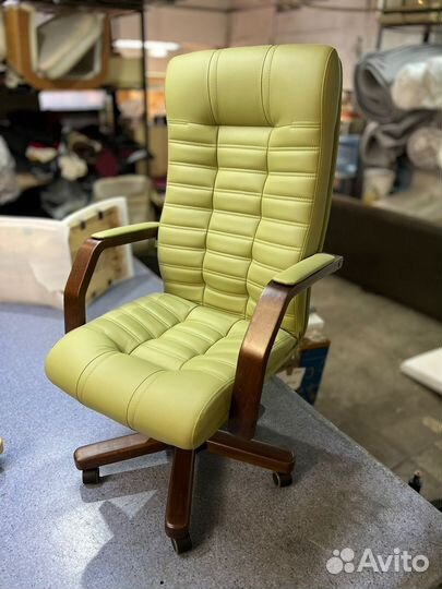 Компьютерное кресло