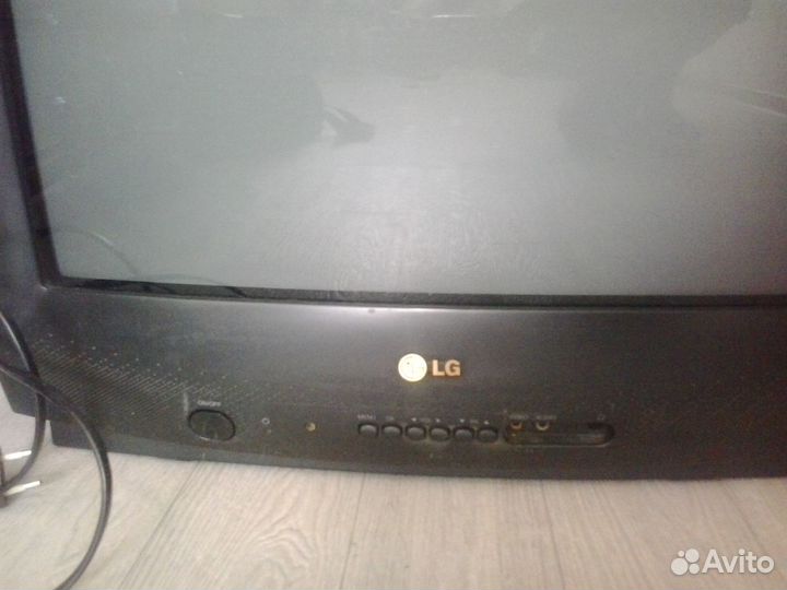 Телевизор LG CF-21F89