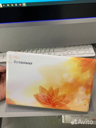 Нетбук Lenovo ideapad S100