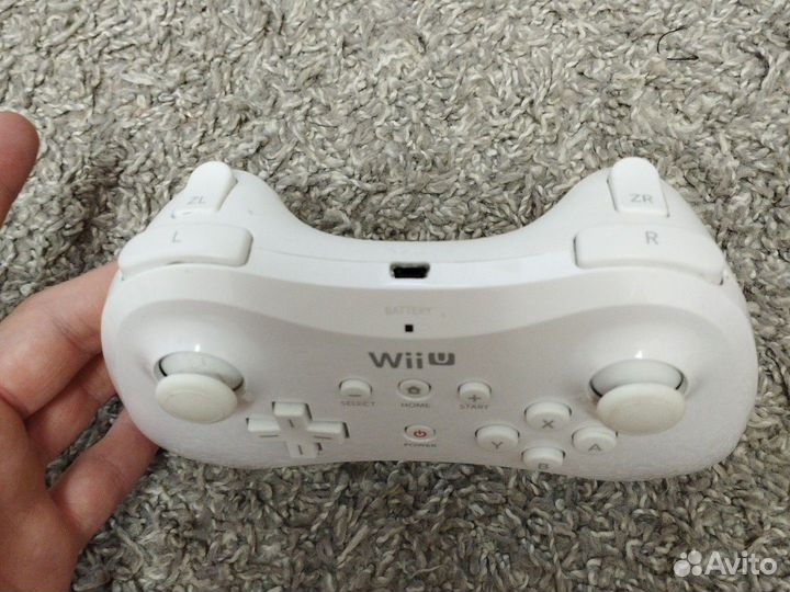 Nintendo Wii u pro controller white