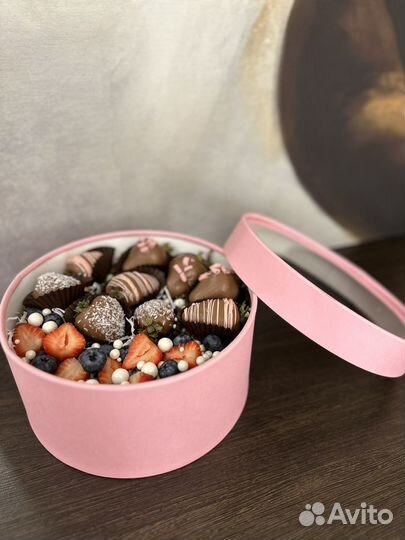 Клубника в шоколаде/десерты в шоколаде/наборы