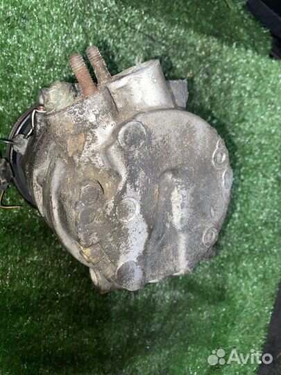 Компрессор кондиционера VQ30DE Nissan Maxima CA33