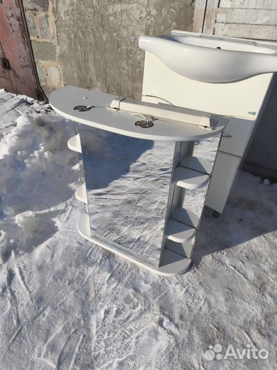 Тумба под раковину, раковина + зеркало