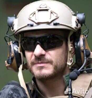 Наушники с шумоподавлением