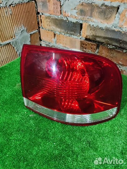 Фонарь задний правый наружный Volkswagen Touareg