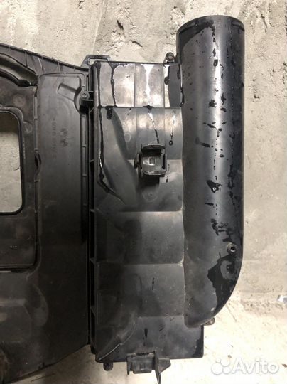 Крышка мотора М273, М272