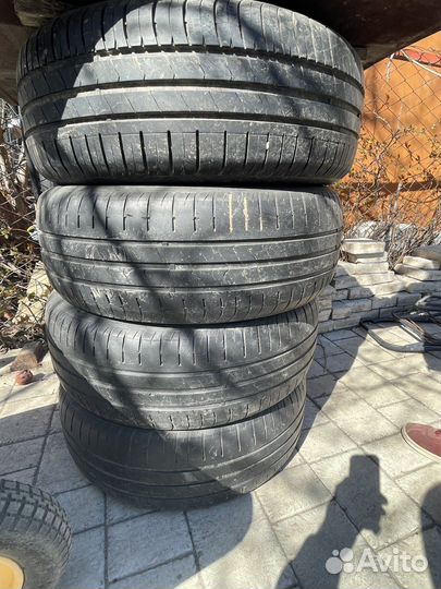 Hankook Kinergy Eco 20.5/60 R16