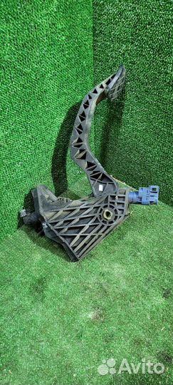 Педаль сцепления Volkswagen Polo MK5 2012