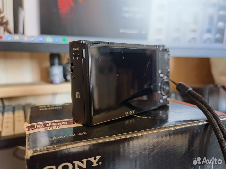 Фотоаппарат Sony DSC RX100 IV