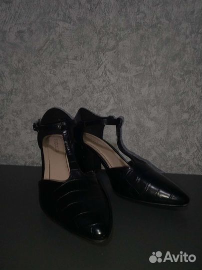 Туфли женские