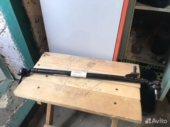 Поперечная рулевая тяга