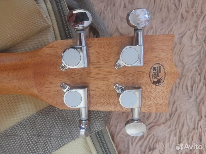 Укулеле flight сопрано DUS 320 SP/ZEB