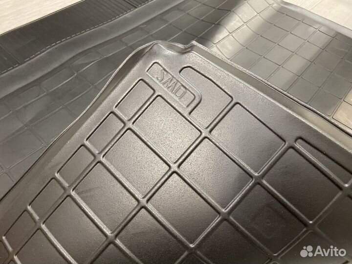 Оригинальный ковер багажника Renault Kaptur 4x2