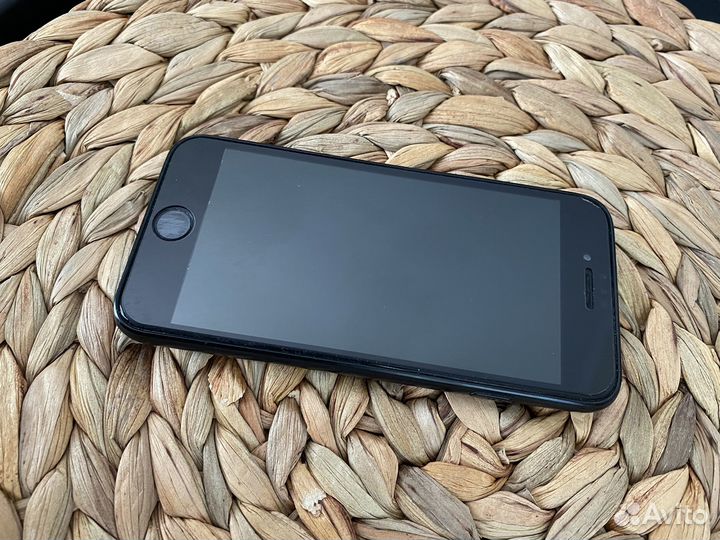 iPhone 8 Plus, 128 ГБ