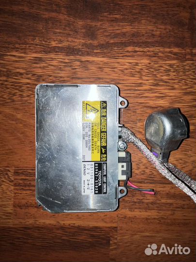 Блок розжига ксенона Lexus Toyota