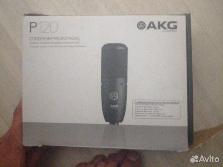 Продам новый микрофон AKG P120