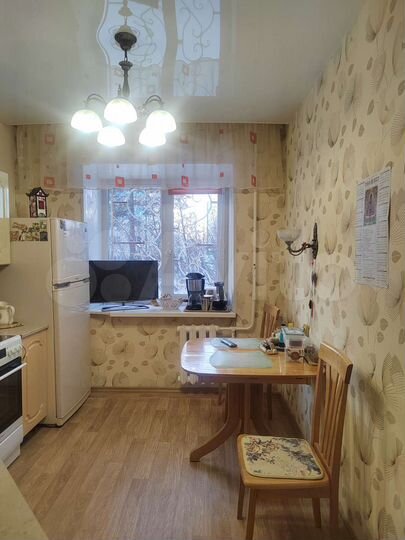 2-к. квартира, 54 м², 1/5 эт.