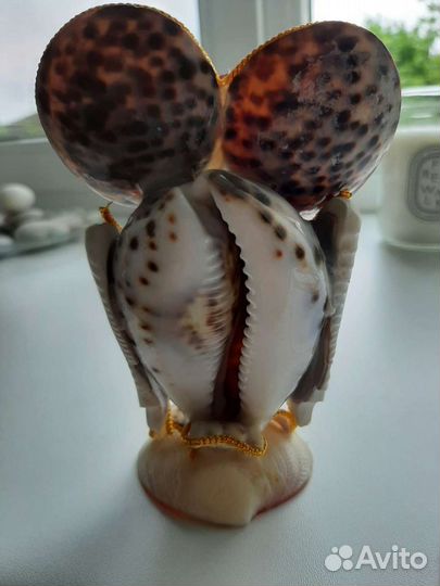 Статуэтки из морских ракушек и т.д