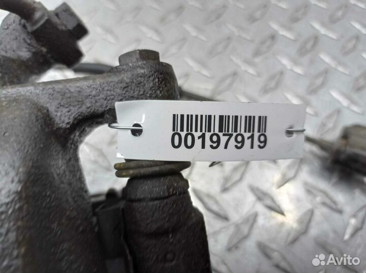 Суппорт задний левый Land Rover Range Rover 3 L322