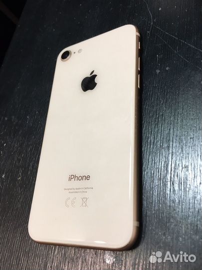 iPhone 8, 64 ГБ