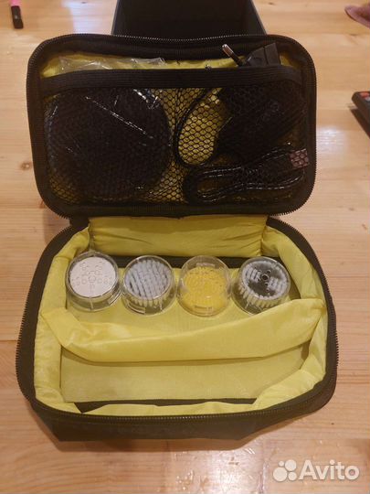 Щетка для чистки лица carrera N571