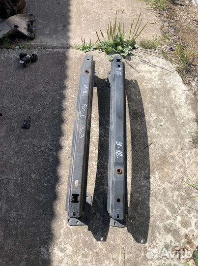 Усилитель переднего заднего бампера Ford Focus II