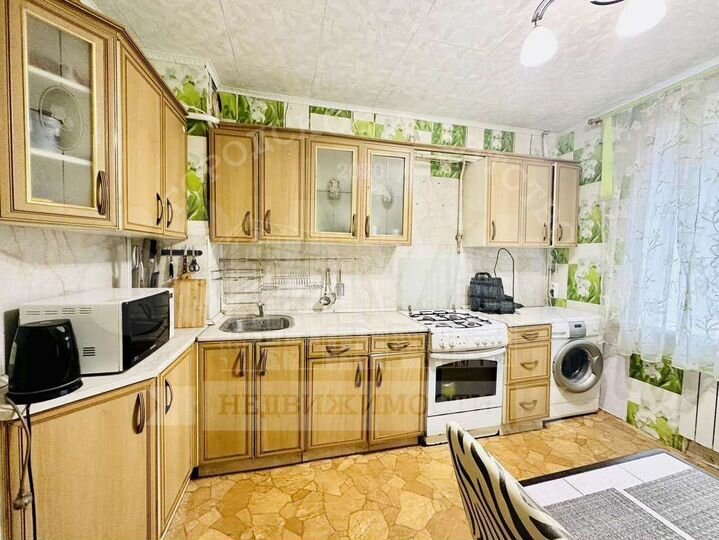 3-к. квартира, 70,1 м², 1/9 эт.