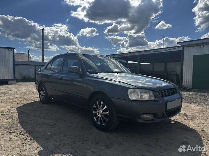 Hyundai Accent, 2003