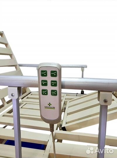 Медицинская кровать функциональная