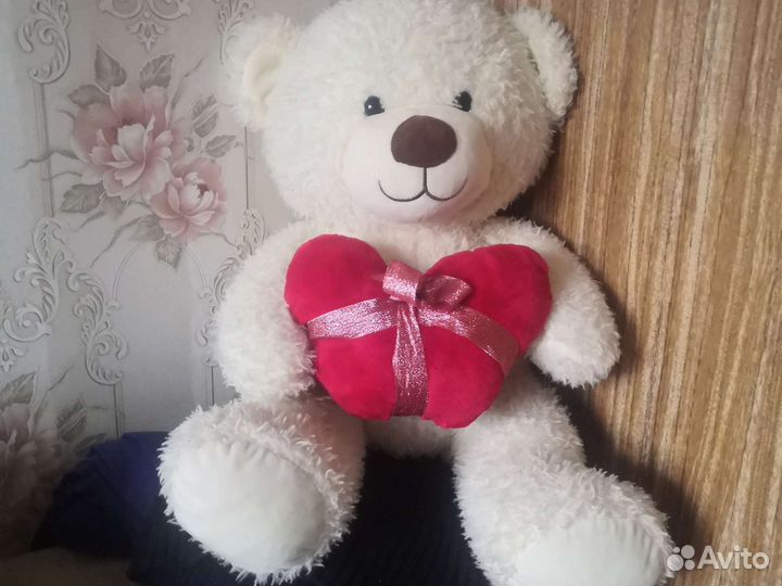 Плюшевый медведь