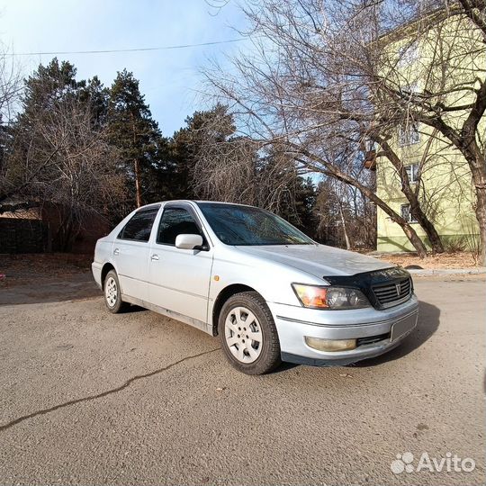 Toyota Vista 2.0 AT, 1998, 225 000 км