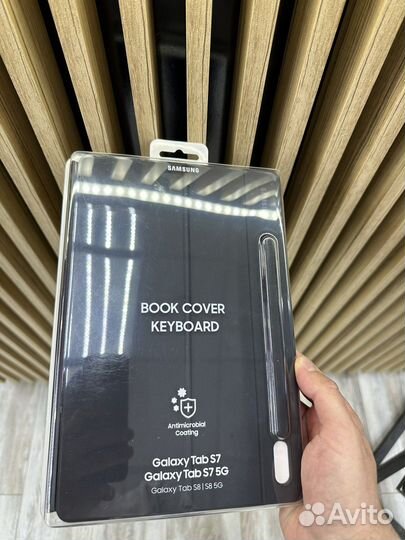Чехол-клавиатура Galaxy Tab S7,S8
