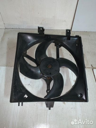 Вентилятор охлаждения Nissan Primera P11