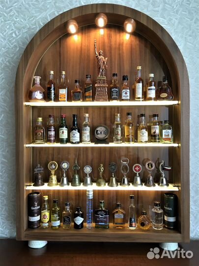 Витрина для коллекций