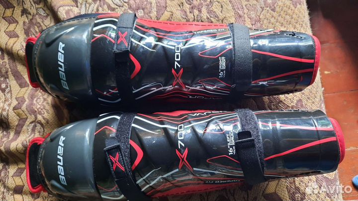 Щитки хоккейные bauer
