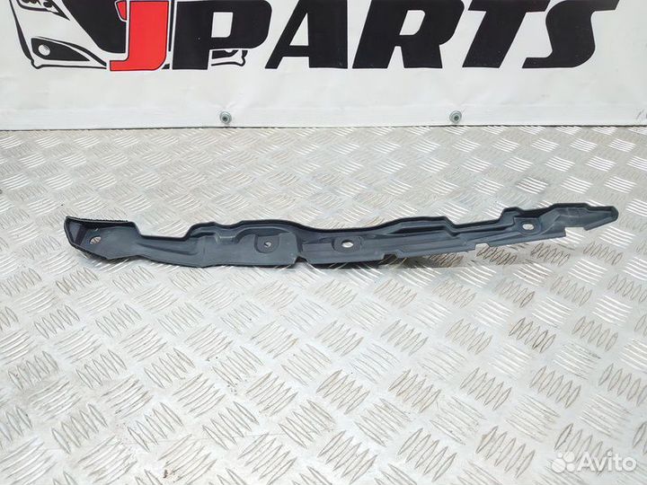 Пыльник крыла Mitsubishi Lancer