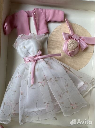 Barbie Fashion Model Garden Party 2000 в наличии