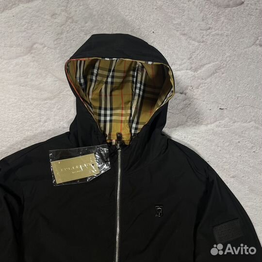 Двухсторонняя ветровка Burberry