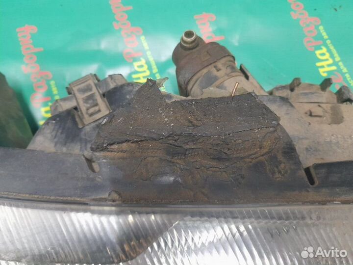 Фара передняя передняя правая Peugeot 406