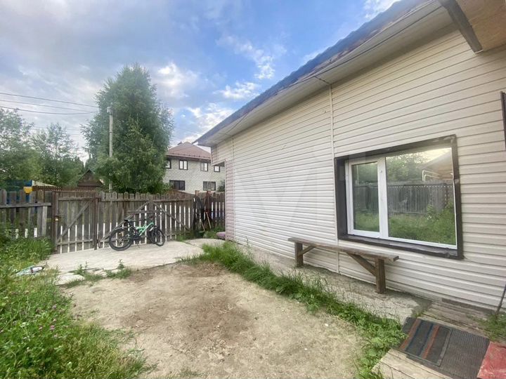 3-к. квартира, 101 м², 1/2 эт.