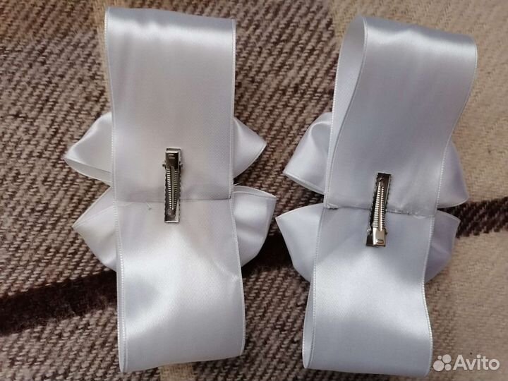 Заколка для волос ручной работы