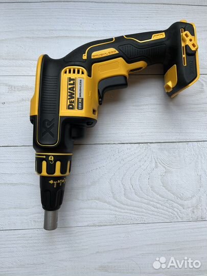 Шуруповерт Dewalt dcf 620