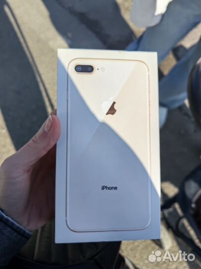 iPhone 8 Plus, 128 ГБ